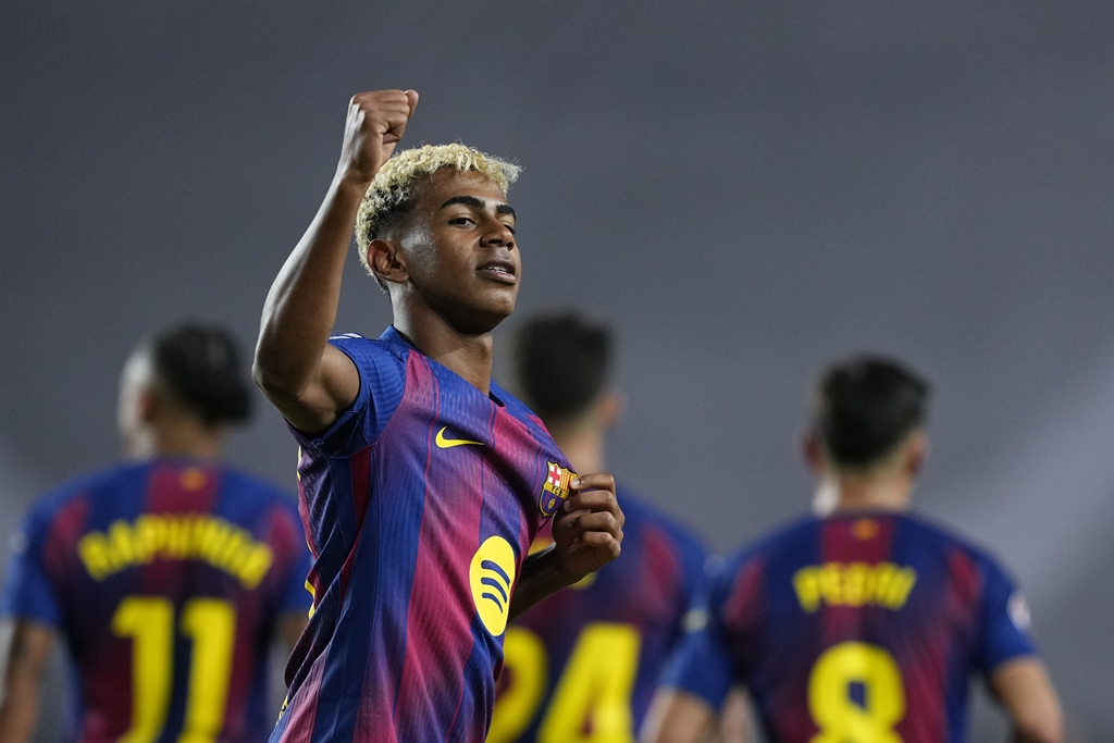 VIDEO: FC Barcelona a făcut spectacol cu Rayo Vallecano: Super gol marcat de Lamine Yamal