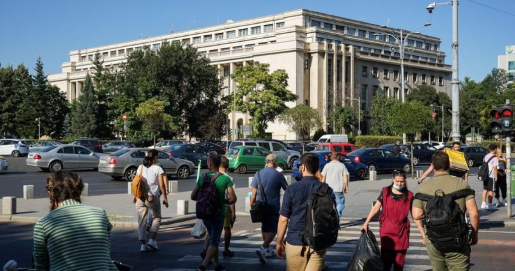 Femeile, mai afectate de șomaj decât bărbații. Rata în rândul tinerilor a ajuns la 30,8% în luna iulie