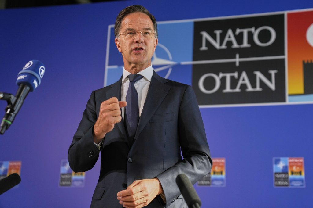 Bolojan, discuție cu șeful NATO despre incidentele cu drone și situația din Marea Neagră. Ce i-a transmis premierul