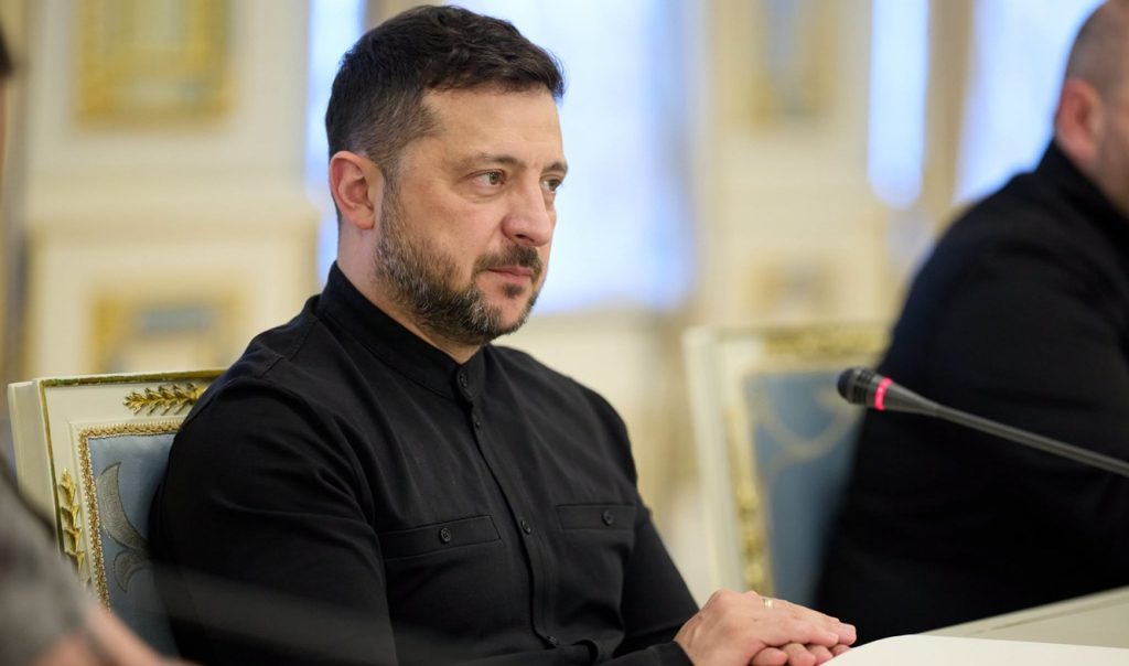 Zelenski avertizează companiile și guvernele străine: Spațiul aerian al Rusiei va fi „de facto închis”