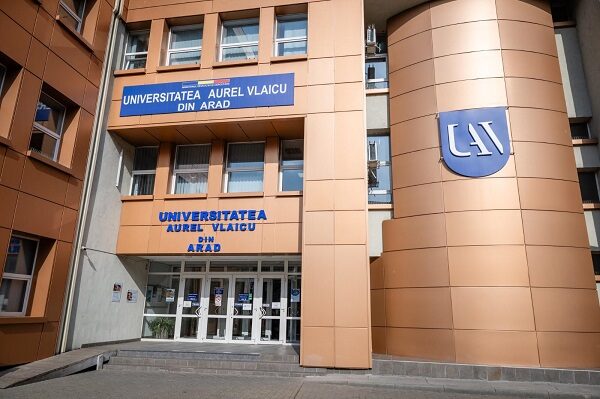 O nouă sesiune de admitere la Universitatea „Aurel Vlaicu”