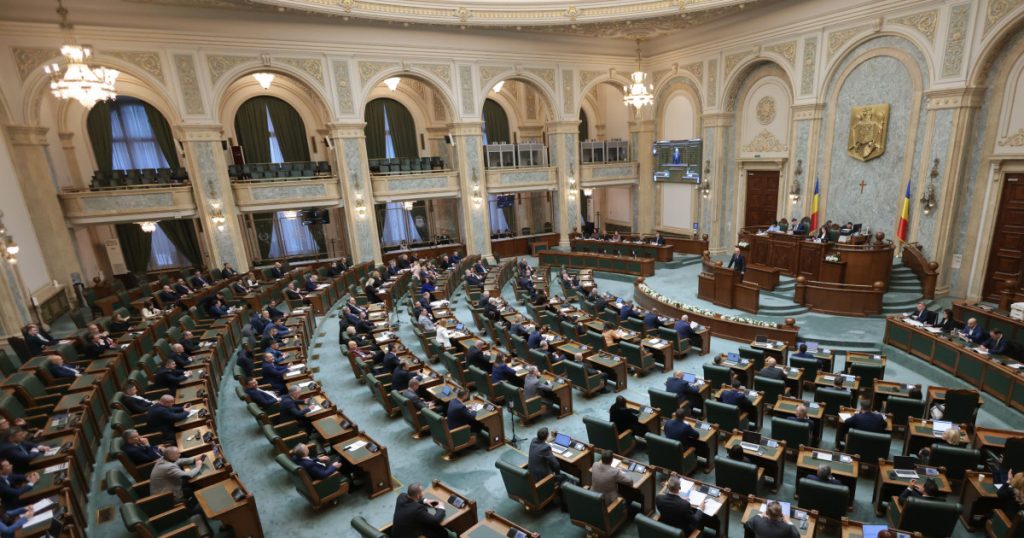 Proiectul care limitează mandatele șefilor serviciilor secrete ar putea ajunge în plenul Senatului după 15 septembrie