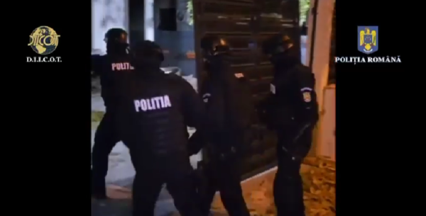 Descinderi DIICOT în Olt, Dolj, Galați și Ilfov, într-un dosar de pornografie infantilă. Cinci persoane au fost reținute