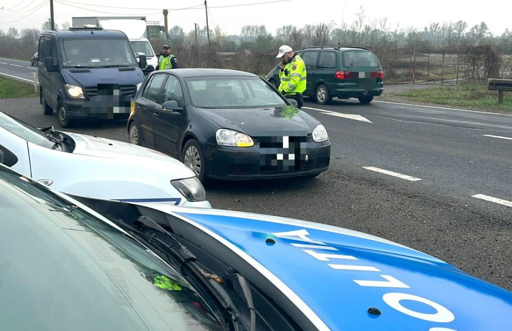 A condus deși avea permisul suspendat. Dosar penal pentru un bărbat de 59 de ani