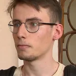 Absolvent de Medicină: Medicii sunt şomeri după ce termină Rezidenţiatul. Toată lumea e conştientă că nu o să fie loc pentru toţi. După 6 ani de facultate şi încă câţiva de Rezidenţiat, foarte mulţi ne gândim să plecăm