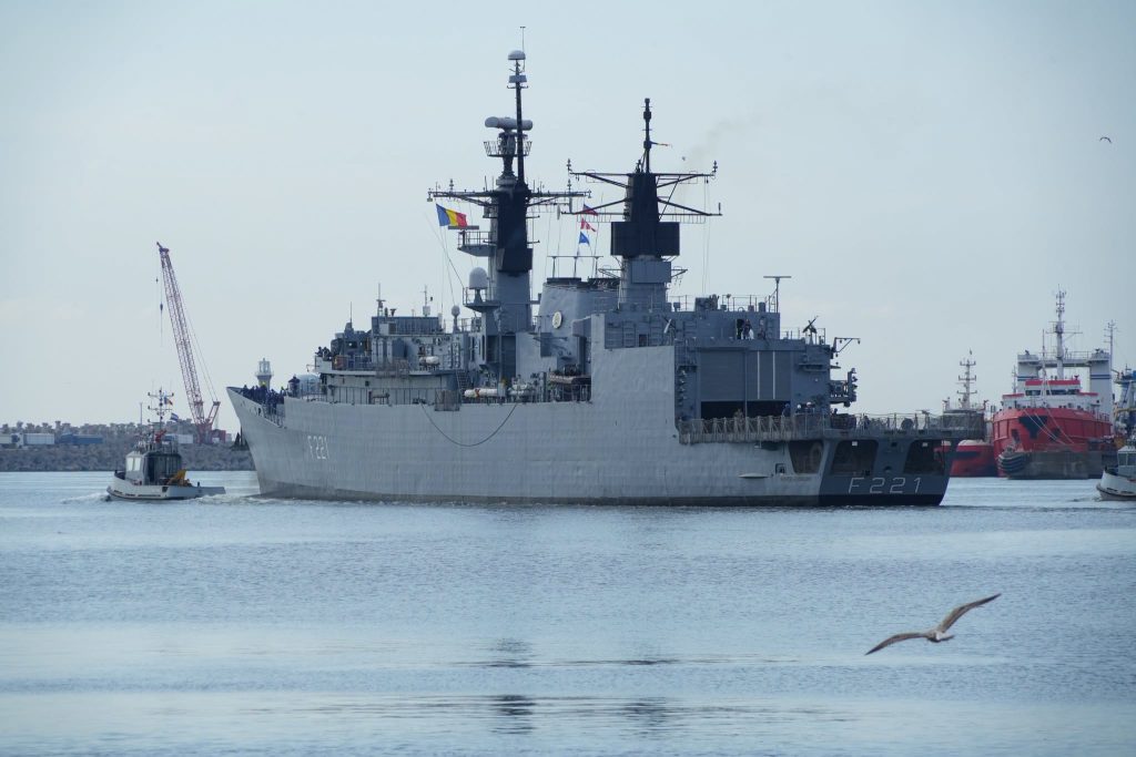 FOTO Fregata „Regele Ferdinand”, nava-comandant a unei grupări navale NATO / Misiune de 40 de zile în Marea Mediterană