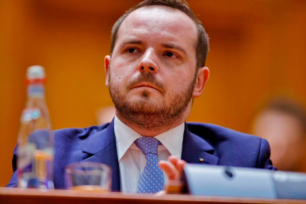 Alexandru Rogobete, despre zvonurile privind funcția de premier și primar al Timișoarei: Nu a existat nicio discuție. PSD are un prim-ministru desemnat