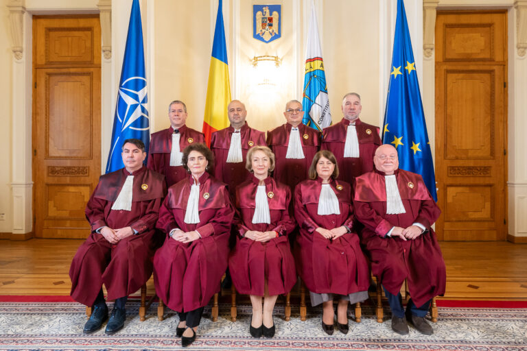 CCR s-a conformat cerinței AUR. Au fost redactate deciziile privind TVR și Radio România, după 127 de zile