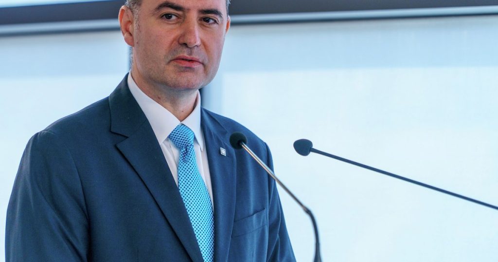 Alexandru Nazare, înaintea evaluării agenției S&P din octombrie: „Nu vrem să lăsăm o țară îndatorată copiilor și nepoților noștri”