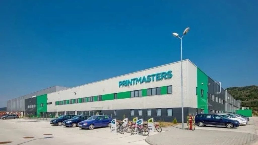 O cunoscută companie pune lacăt pe porțile fabricii: 450 de oameni rămân fără loc de muncă