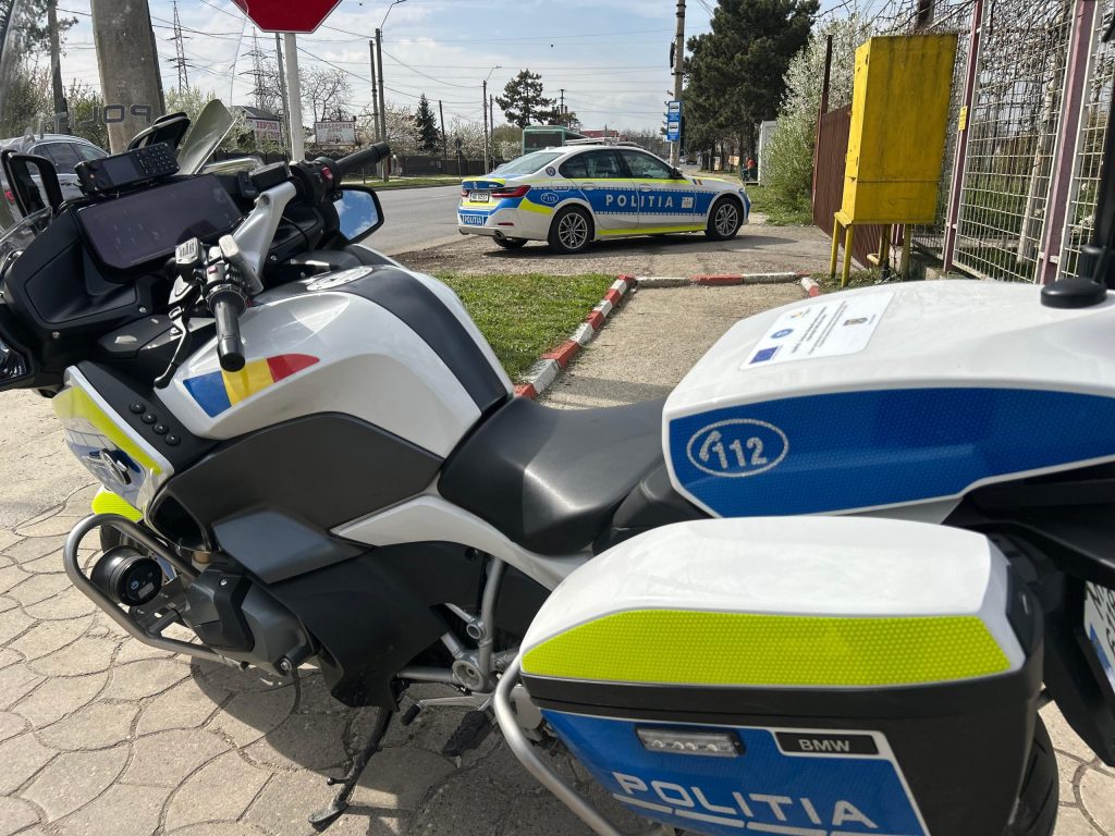 O plimbare cu mașina i-a adus un dosar penal unui tânăr din Botoșani