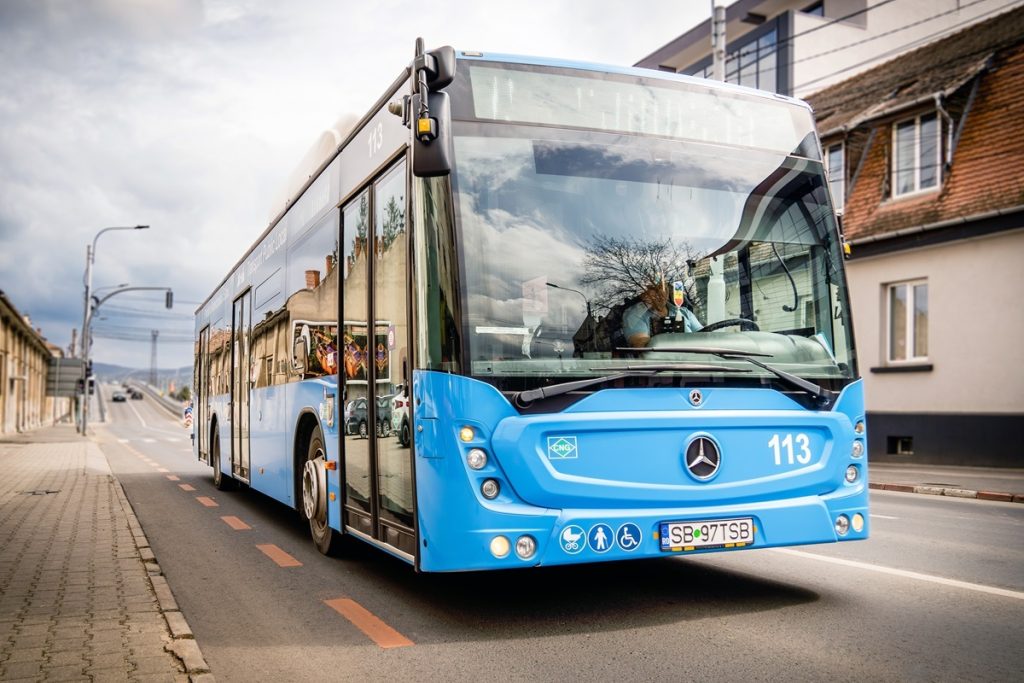 Schimbări pe traseele Tursib, din 7 septembrie. Revin autobuzele școlare și se modifică programul mai multor linii
