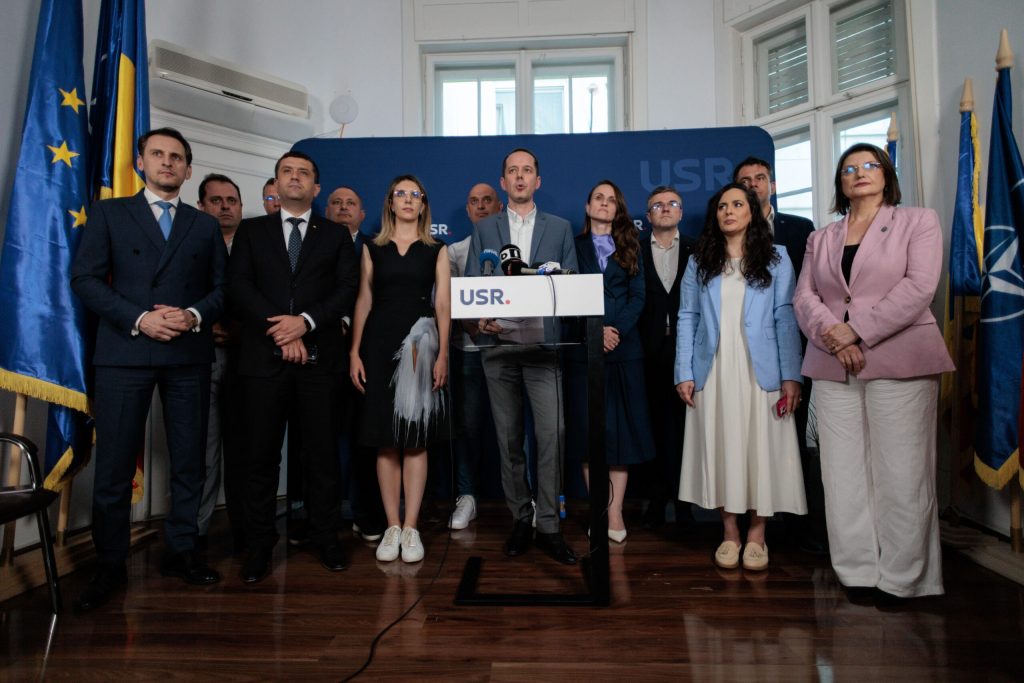 Cum a ajuns dubla măsură doctrină de partid, după ce USR și-a renegat foștii parteneri de coaliție
