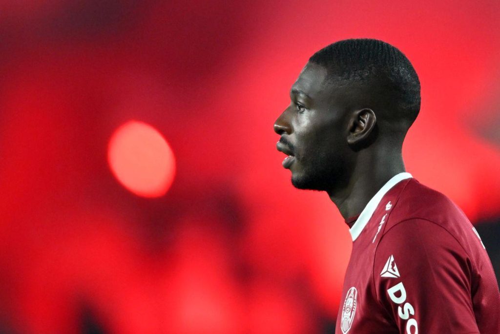 Ultima dată la CFR Cluj, a fost prezentat azi la Rapid