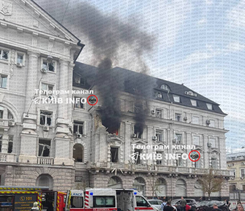 Rusia a atacat sediul central al SBU din Kiev, vizavi de Catedrala Sfânta Sofia. Zelenski spune că ținta era chiar biroul șefului Serviciului de Securitate