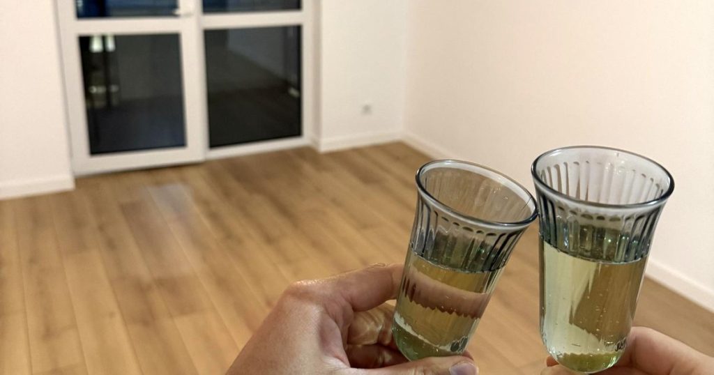 „Astea sunt vremurile”. 208.000 de euro pentru un apartament în sudul Capitalei. Cum văd românii explozia prețurilor la locuințe