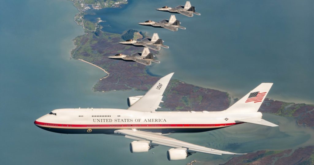 Trump își ia avionul-cadou din Qatar în Irlanda: de ce noul Air Force One ridică întrebări de securitate