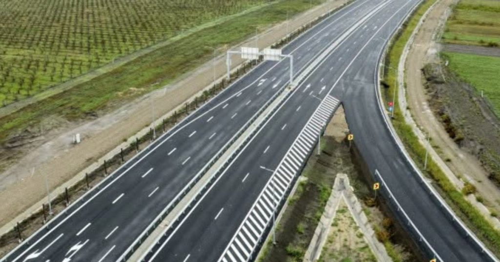 Centura Bacăului ar putea fi deschisă integral sâmbătă. UMB a accelerat lucrările