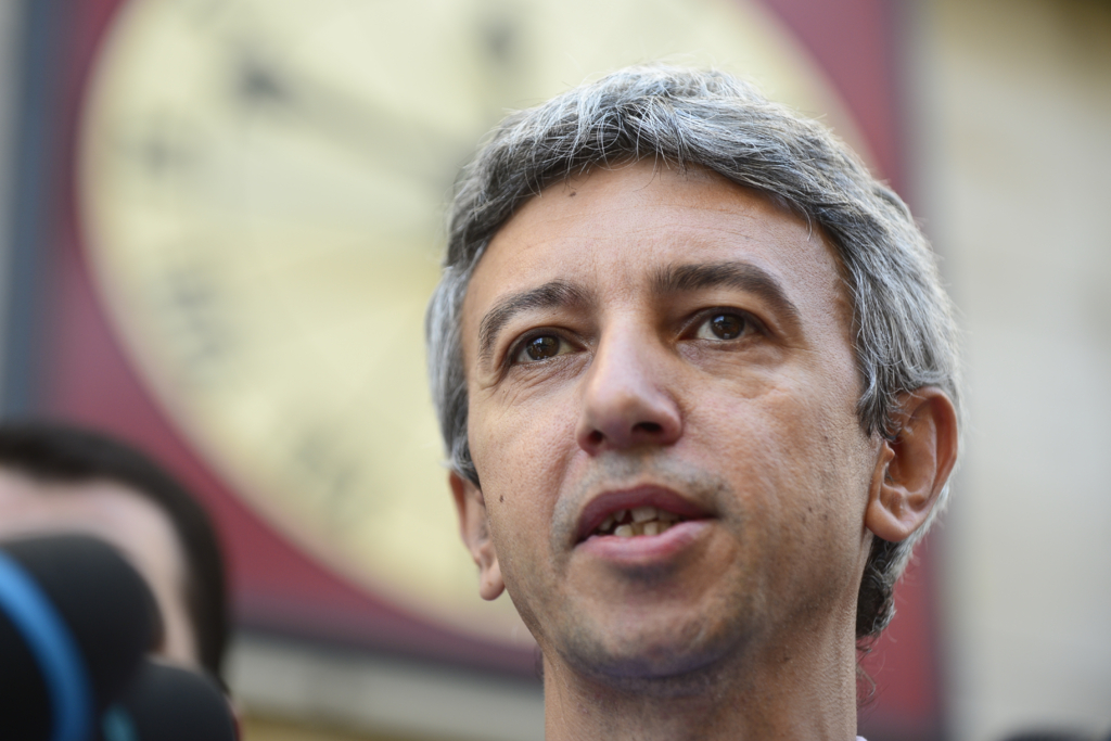 Dan Diaconescu explică de ce nu s-a căsătorit niciodată. Relația cu mama fetei lui s-a terminat. "Cine să mă ia? Sunt știrb. Sunt și slăbănog și cocoșat"