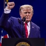 Gradul de popularitate al lui Trump a scăzut la un minim istoric în ajunul alegerilor intermediare din SUA