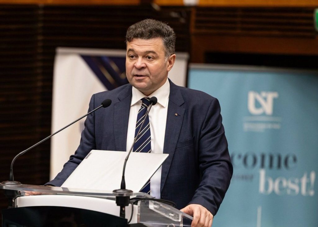Marilen Gabriel Pirtea, rectorul UVT: „Educația României, între deficitul de profesori și cea mai scăzută pondere a tinerilor cu studii superioare din UE”