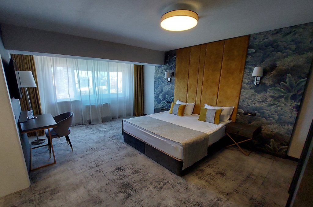 Ofertele de toamnă au ajuns la Hotel Univers
