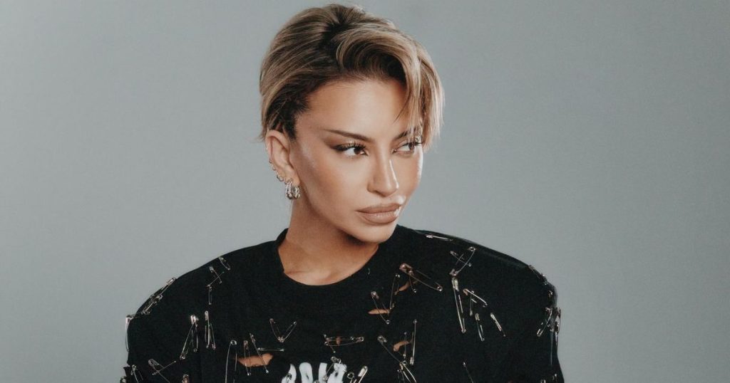 Giulia, reacție dureroasă după moartea socrului ei. Familia artistei este în doliu