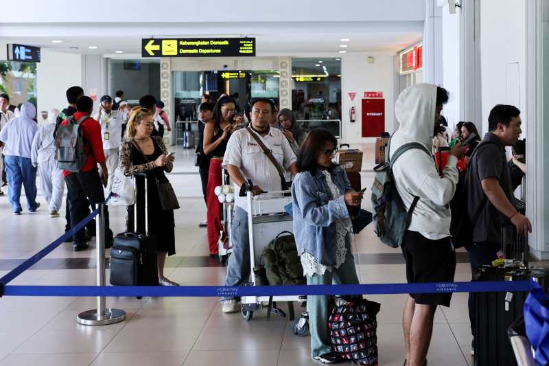 VIDEO Erupție vulcanică în Indonezia: Redeschiderea aeroportului internațional din Jakarta (guvern)