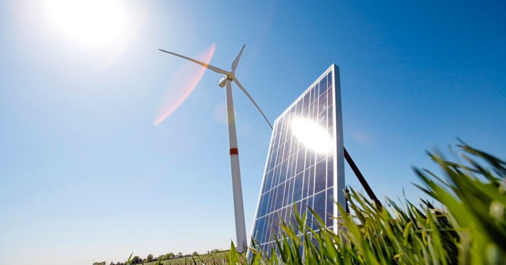 Cristian Bușoi: „România are o țintă de 10 GW de energie solară și eoliană până în 2030. Următoarea prioritate este stocarea”
