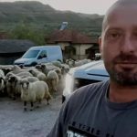 Cheloo, dezvăluire neașteptată la Asia Express. Artistul suferă de artroză de gradul 3 la genunchiul stâng