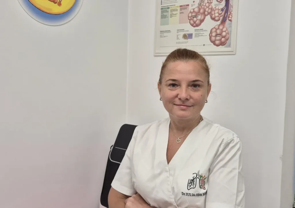 Începe școala: cum își pot proteja părinții copiii de bolile respiratorii. Recomandările medicului pneumolog și pediatru Dr. Simina Iulia Ida