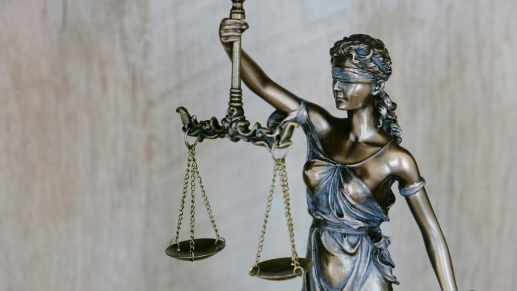 Inspecția Judiciară anunță că verifică deplasarea cu avionul privat a preşedintelui Tribunalului Constanţa