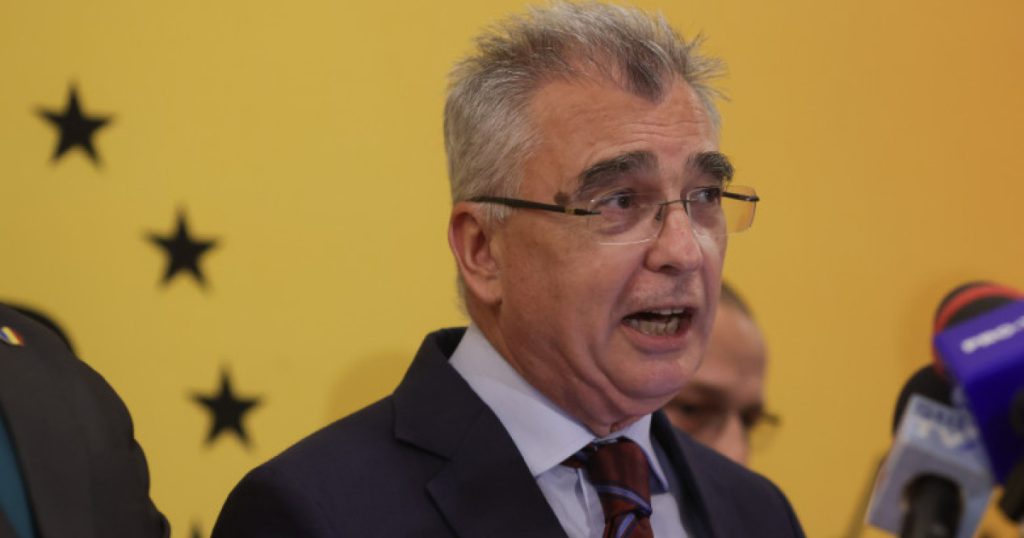 Petrişor Peiu: Guvernele Ciolacu şi Bolojan au adus recesiune, inflaţie şi cea mai gravă criză economică de după aderarea ţării la UE