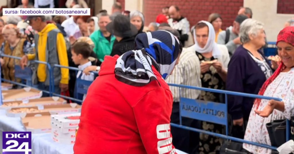 Hram cu pizza în loc de tradiționalele sarmale la o biserică din Botoșani. Enoriașii au stat la coadă pentru mâncare