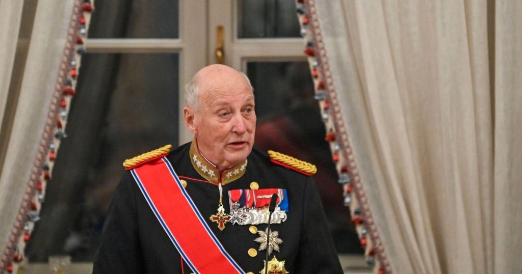Norvegia își ia rămas-bun de la Regele Harald al V-lea. Familii regale din Europa și Japonia participă la funeralii