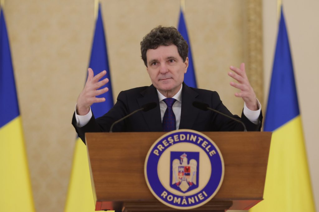 Președintele Dan a numit ambasadorul României în Haiti / Zeci de ambasade sunt blocate de inacțiunea șefului statului / România nu mai are ambasador în Spania de aproape trei ani