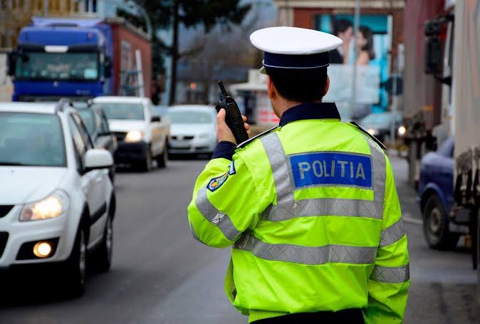 Acțiuni desfășurate de polițiștii din Argeș pentru asigurarea ordinii publice