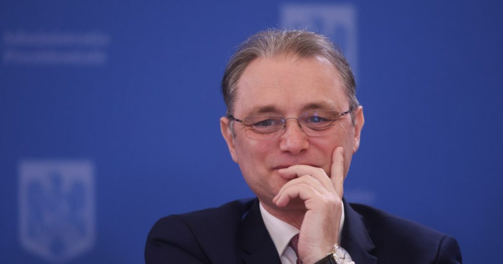 Luca Niculescu, tot mai aproape de o desemnare oficială ca prim-ministru. Piperea: „Durează 3-4 luni, după care pică”