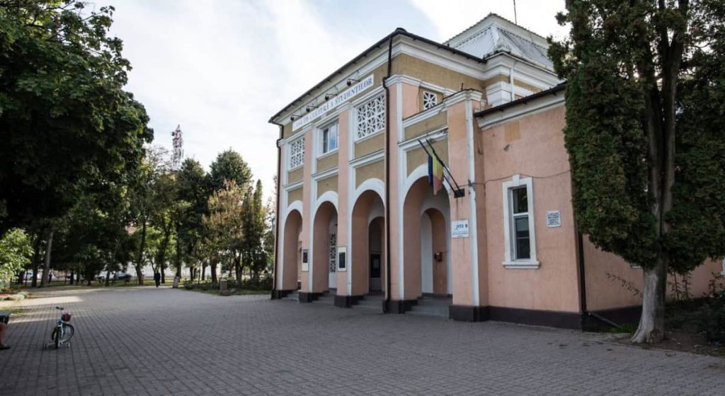 Peste 400 de studenți sunt prezenți în aceste zile la Alba Iulia. Are loc Uniunea Studenților din România