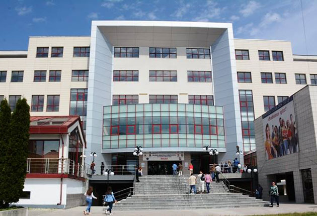 Doi profesori de la UPIT, reținuți pentru mită: 700 de lei pentru un examen!