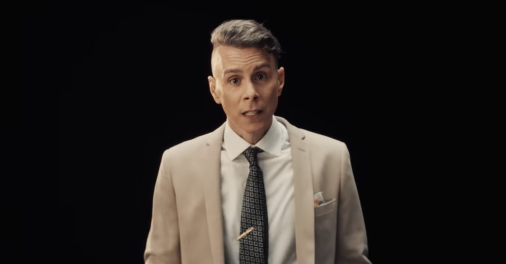 VIDEO Solistul Asaf Avidan a devenit cetățean român / S-a născut la Ierusalim, a copilărit în Jamaica, iar în prezent locuiește în Franța / „Iubesc România”