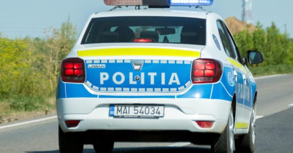 A furat peste 15.000 de lei şi 400 de euro din clinici medicale. Bistriţean, prins în Zalău
