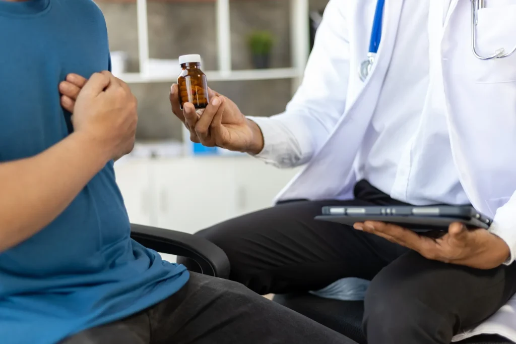 Un medicament vechi de un secol revine în atenția cardiologilor: costă sub 40 de lei și poate reduce cu 25% agravările insuficienței cardiace
