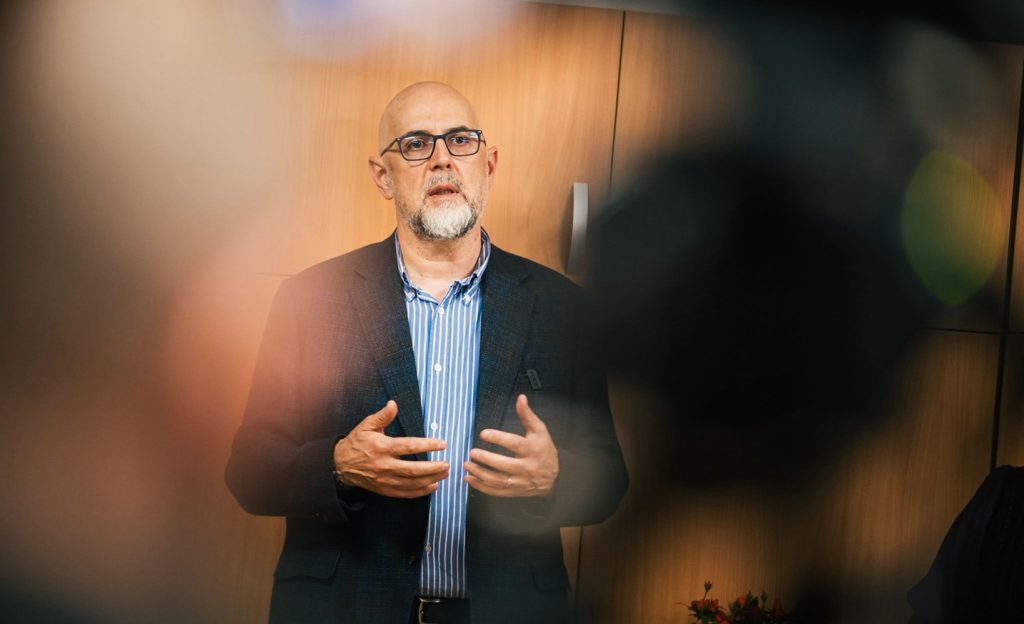 Kelemen Hunor nu-l refuză pe Luca Niculescu, dar pune o condiție pentru noul guvern: Fără traseiști!