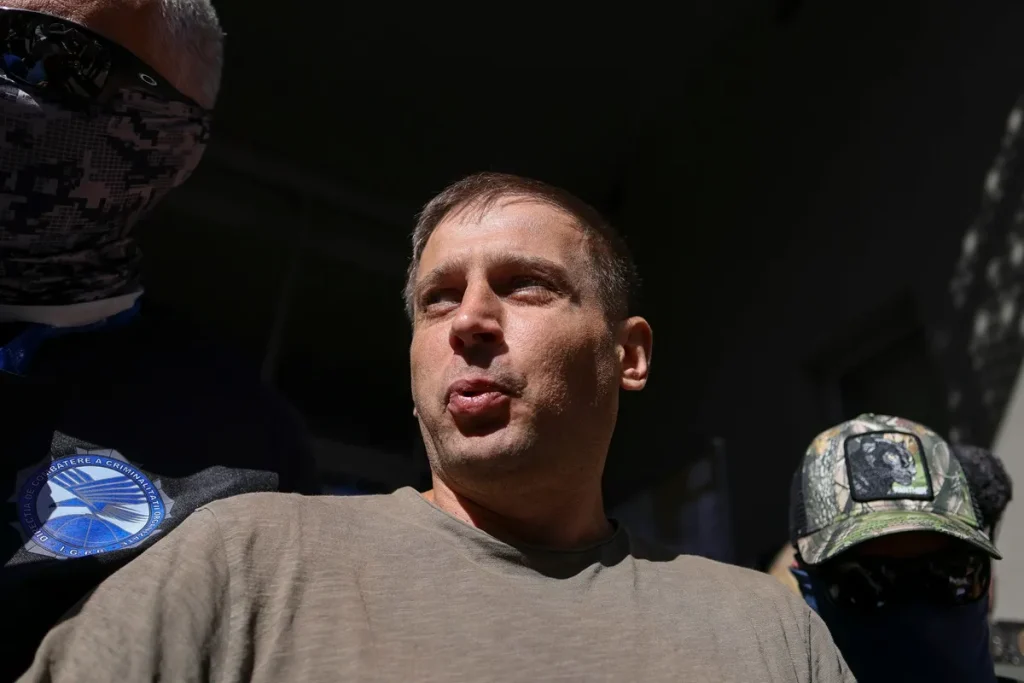 „Presupuneri, speculații și tot felul de fantezii”. Ambasada Rusiei reacționează în cazul rusului arestat în România pentru spionaj