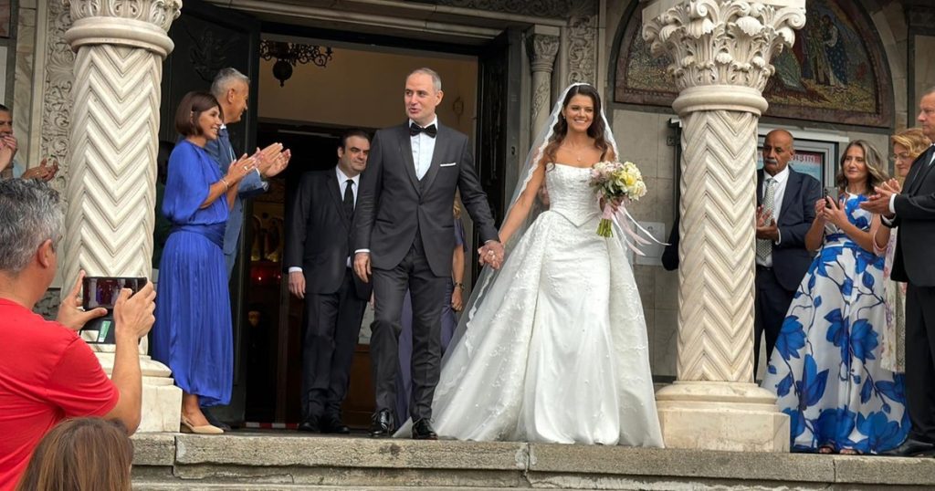 Alexandru Nazare și Maria Mihali și-au unit destinele în fața lui Dumnezeu! Primele imagini de la marele eveniment