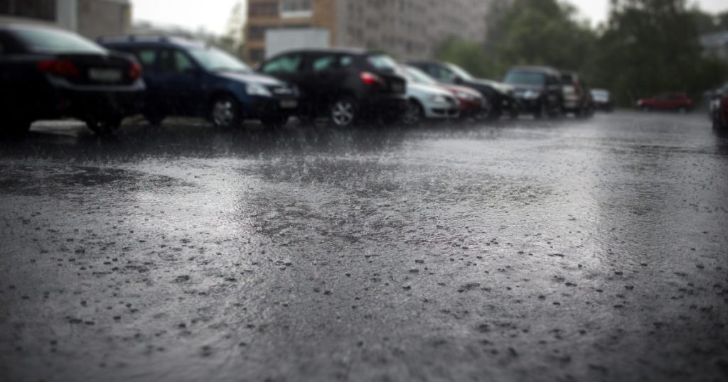 ANM anunță ploi, furtuni și vânt puternic. Zonele afectate