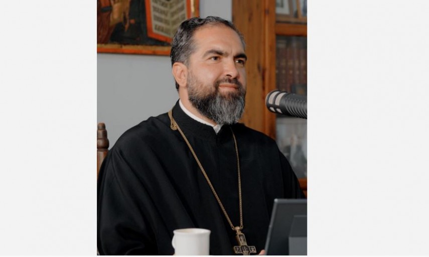 Fostul preot Ciprian Mega, trimis in judecata de procurorii din Bihor! Este acuzat ca si-a regizat incendierea masinii pentru a poza in victima politica si religioasa