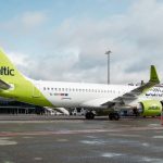 FALIMENT Prima companie aeriană din Europa victimă a prețurilor mari ale combustibilului pentru avioane. airBaltic încearcă acum restructurarea în SUA