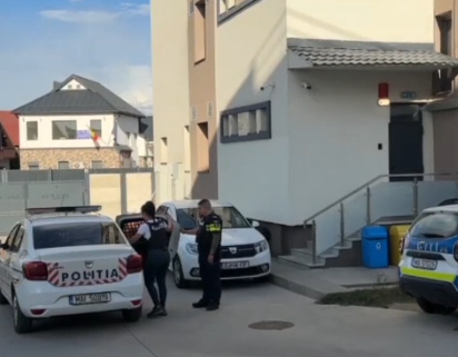 Trei persoane reținute, după 33 de infracțiuni de înșelăciune